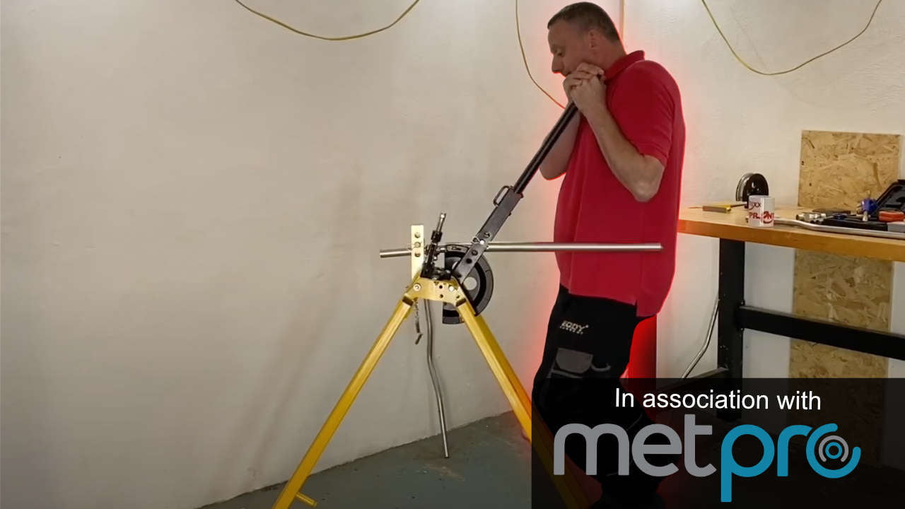 eFIXX How to install metal conduit